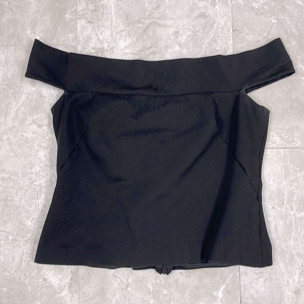 Off-shoulder top womens size 10/medium elegant classic dressy but understated